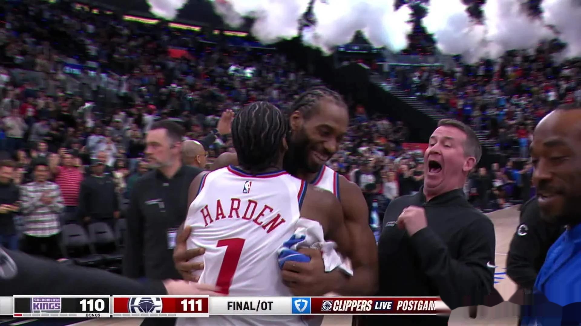 快船绝地反击公牛,伦纳德制霸全场 快船绝地反击公牛,伦纳德制霸全场